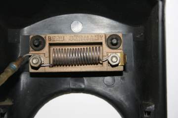 d1l_glowpinresistor_big.jpg